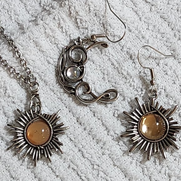Jewelry Set - Boho Sun And Moon Earrings and Necklace Set - NEW - Picture 8 of 8